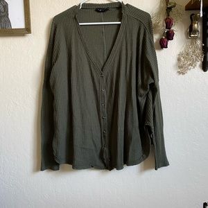 Urban outfitters button up oversized thermal m